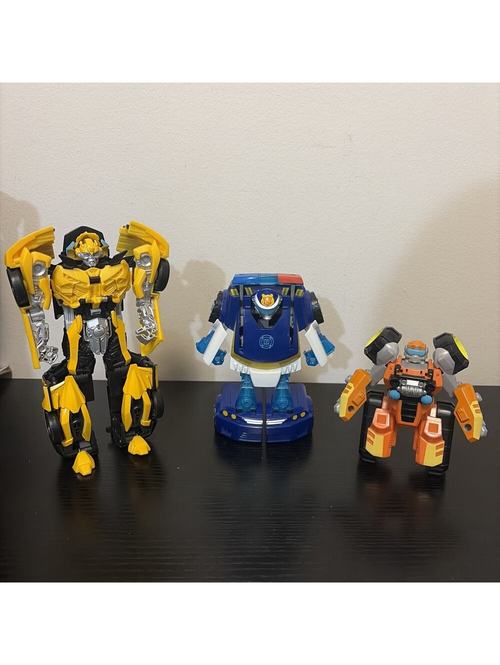 Playskool Heroes Transformers Rescue Bots Bushfire Chase the Police & Bumblebee